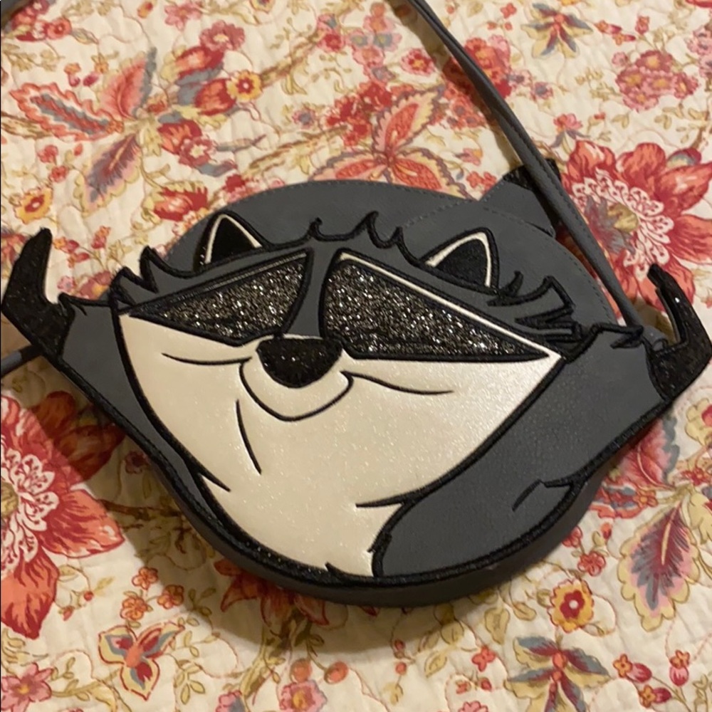 Meeko Pocahontas crossbody